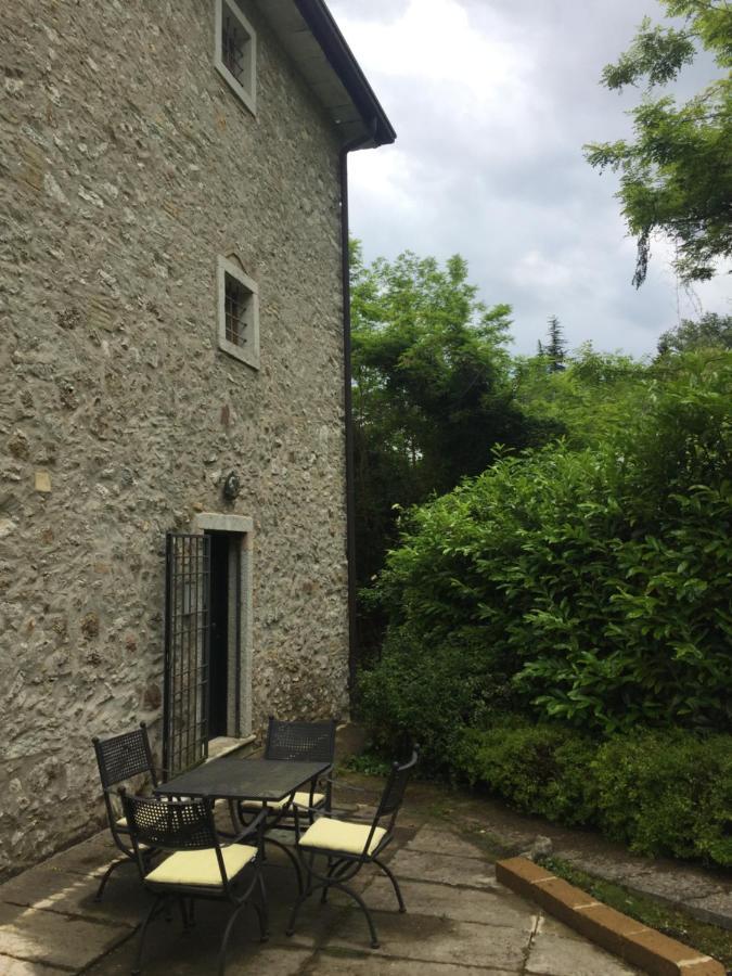 Borgo Caiar Apartment Caprino Veronese Bagian luar foto